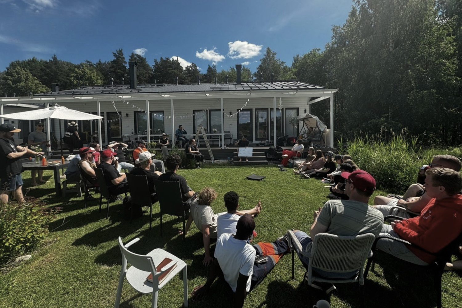 Kesätapahtuma ulkona